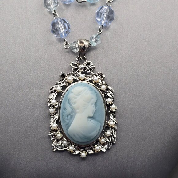 Victorian Revival Blue Cameo Pendant Beaded Necklace 28" Faux Pearls Convertible - Picture 1 of 15